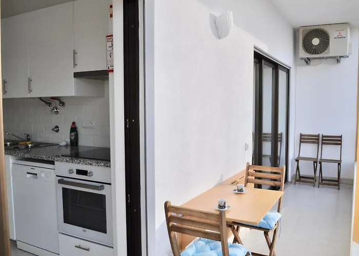 アパート Lindamar ラゴス