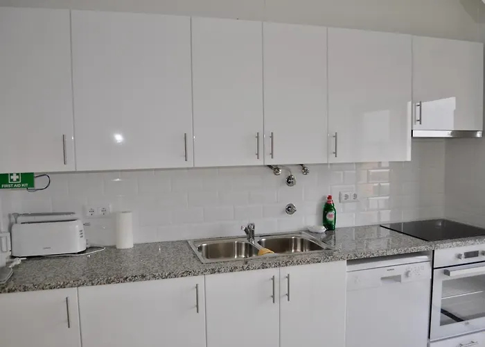 アパート Lindamar ラゴス